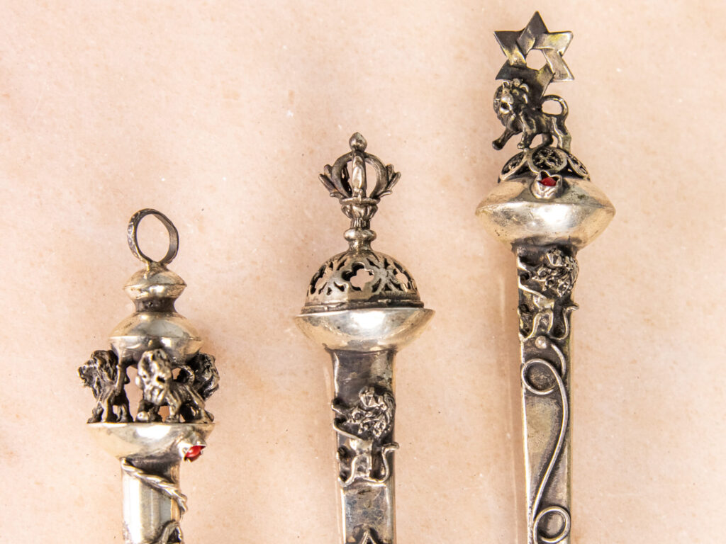 Набір срібних указок (ядів) для читання Тори