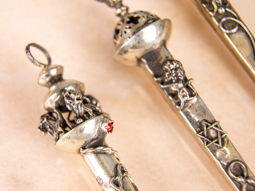 Набір срібних указок (ядів) для читання Тори