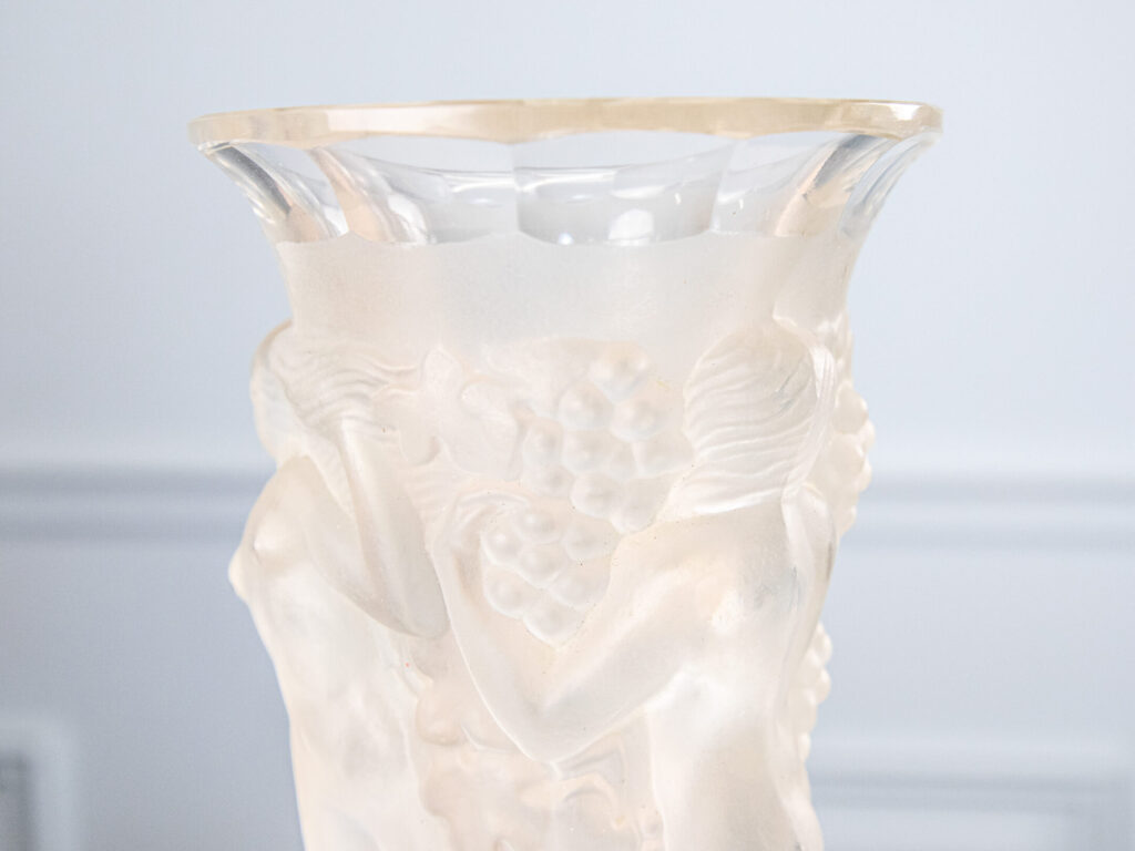 Антикварна ваза, R. Lalique