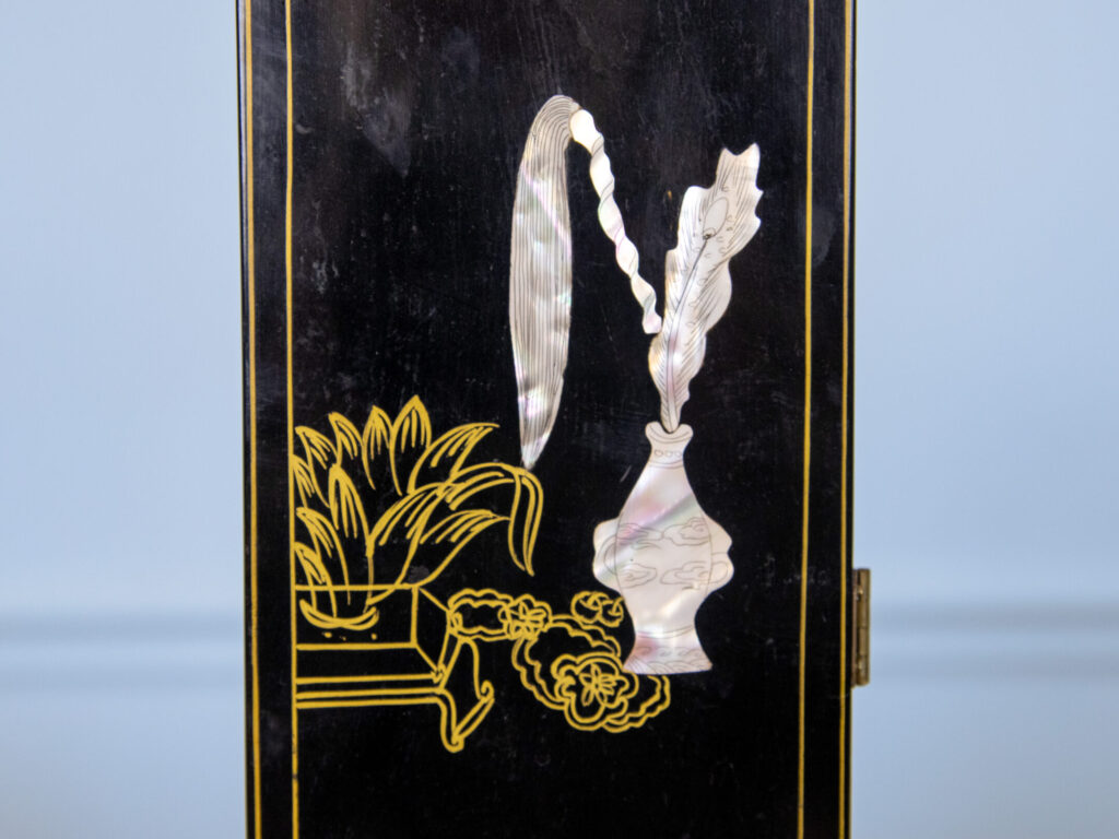 Антикварная шкатулка в стиле Шинуазри<br>