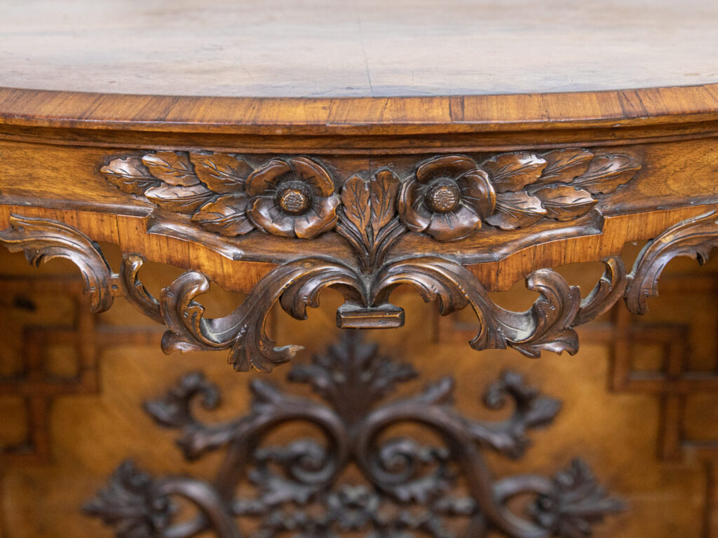 IMG_20251119_220032_189 Консольний столик у стилі Людовика XV