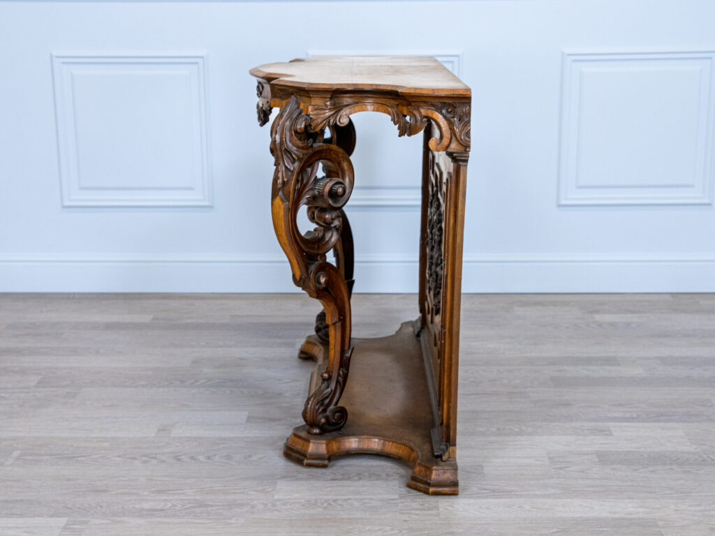 IMG_20251119_220409_514 Консольний столик у стилі Людовика XV