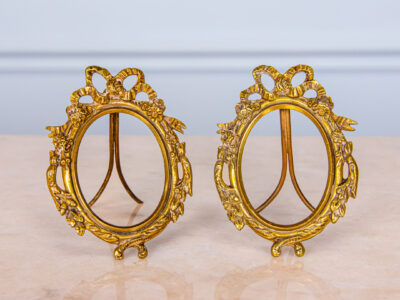 Антикварні настільні рамки для фотографій