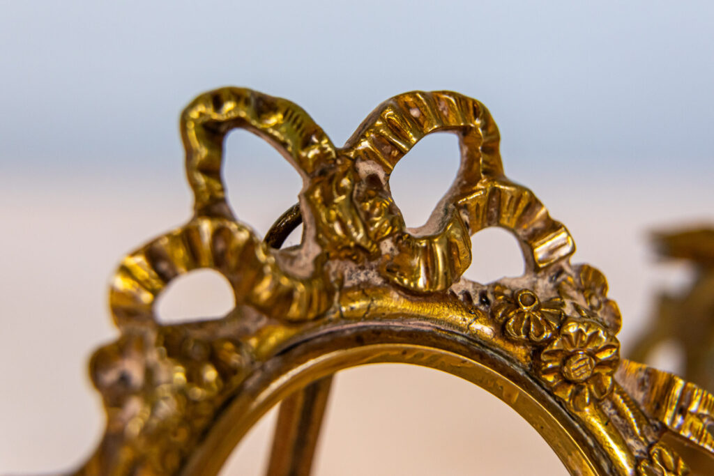 IMG_20251123_183843_239 Антикварні настільні рамки для фотографій