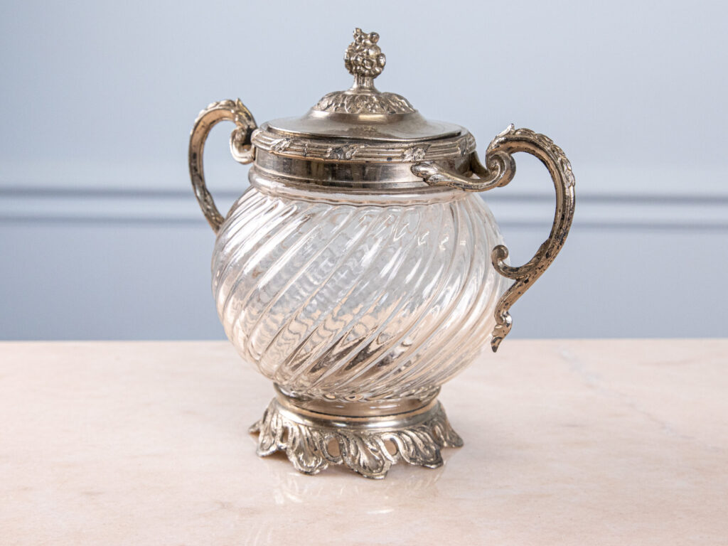 IMG_20251123_200245_095 Антикварна бісквітниця в стилі Неорококо