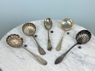 Антикварні срібні ложки