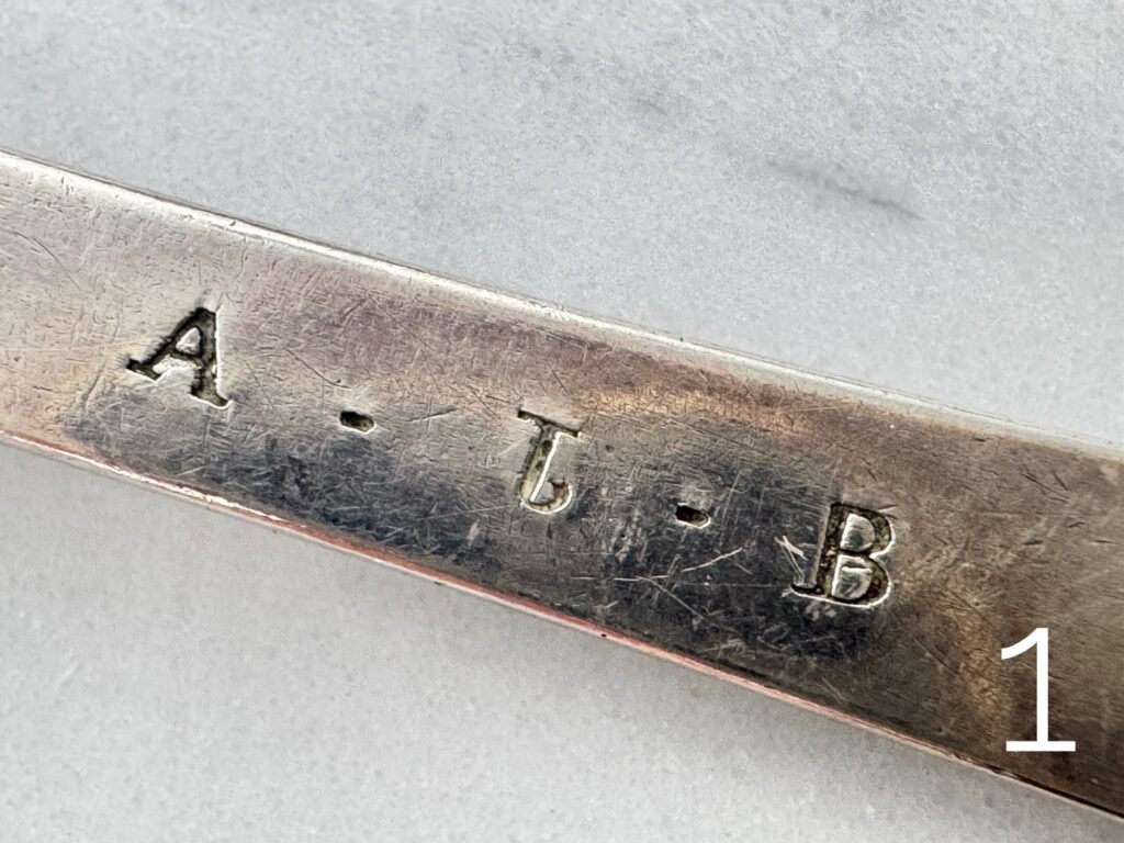 Антикварні срібні ложки