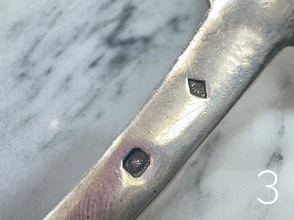 Антикварні срібні ложки