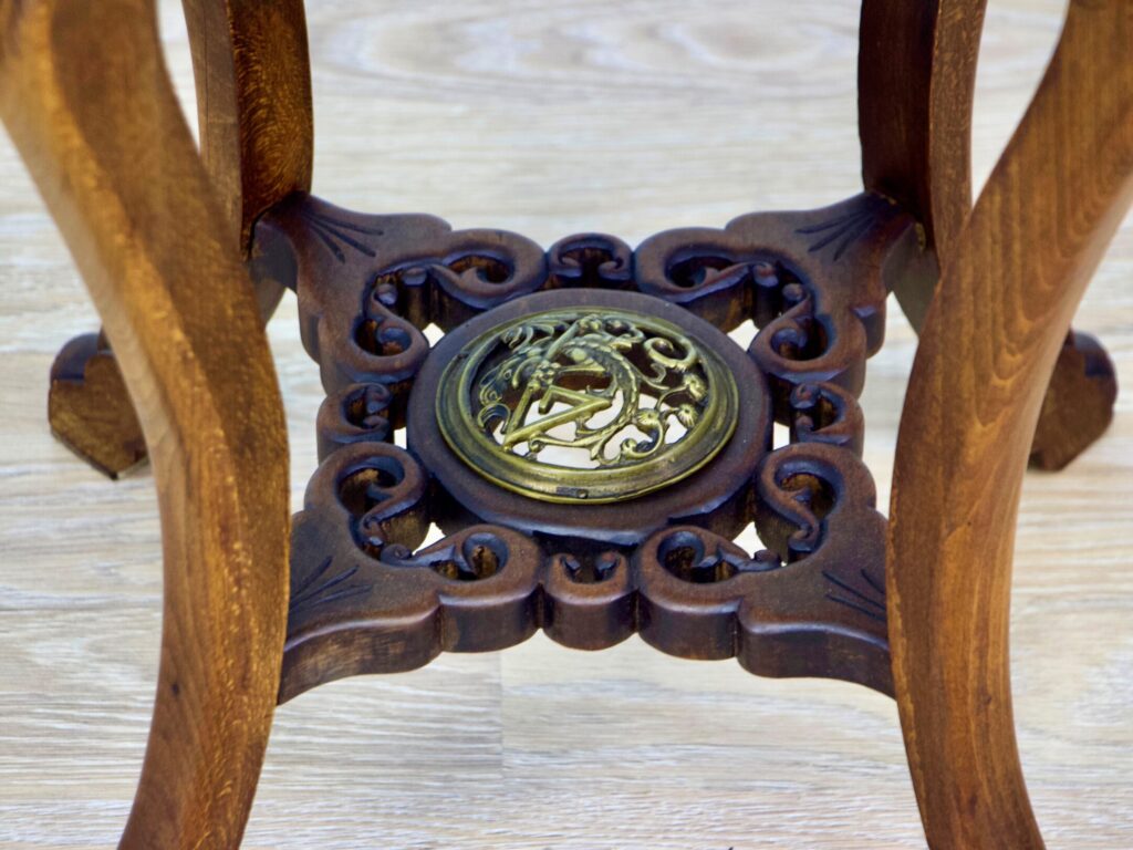 IMG_3121 Антикварний столик у стилі Габріеля Віардо (Gabriel Viardot)