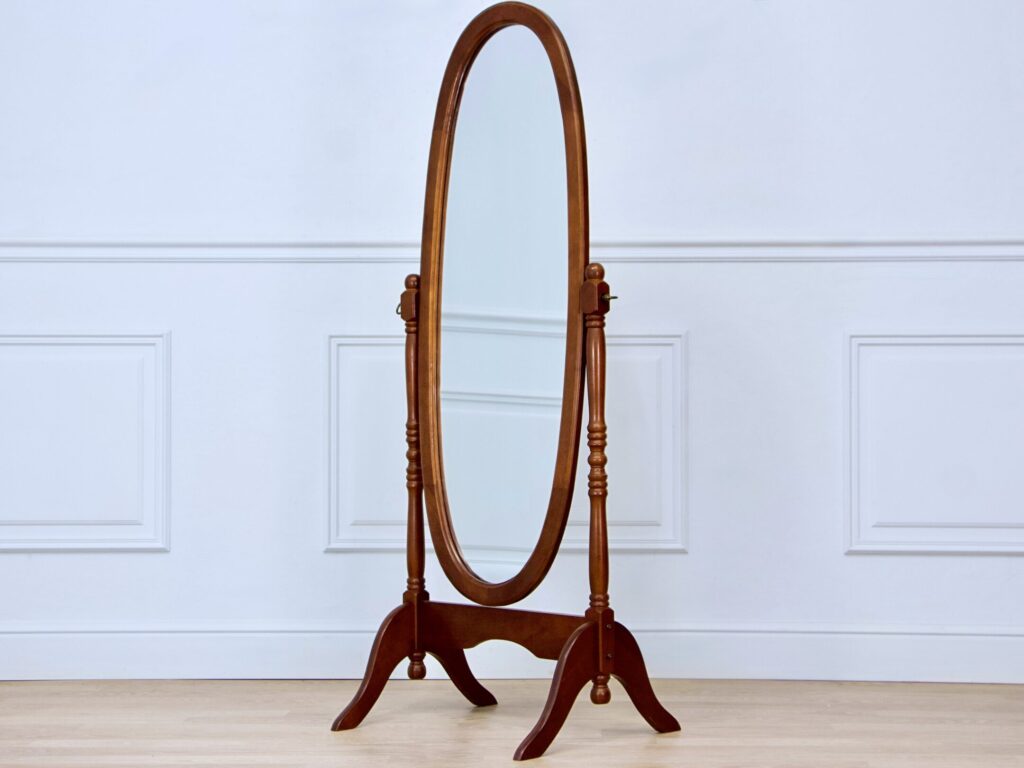 Напольное винтажное зеркало-псише