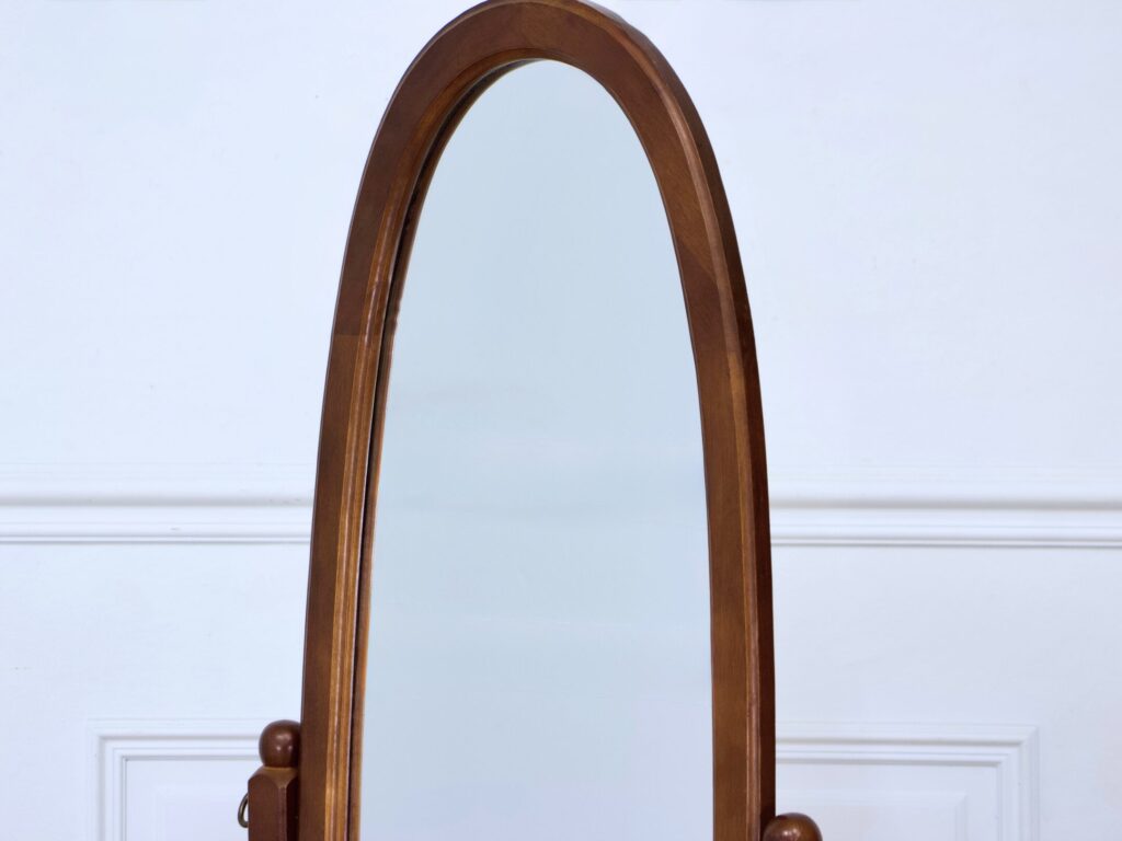 Напольное винтажное зеркало-псише