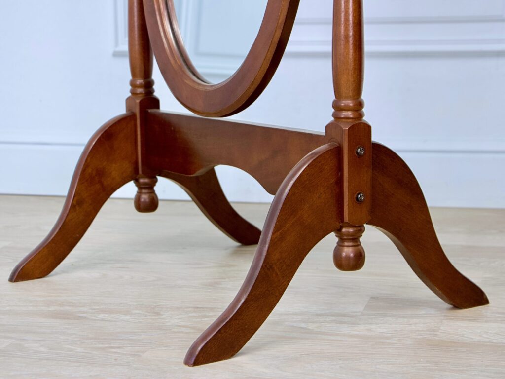 Напольное винтажное зеркало-псише