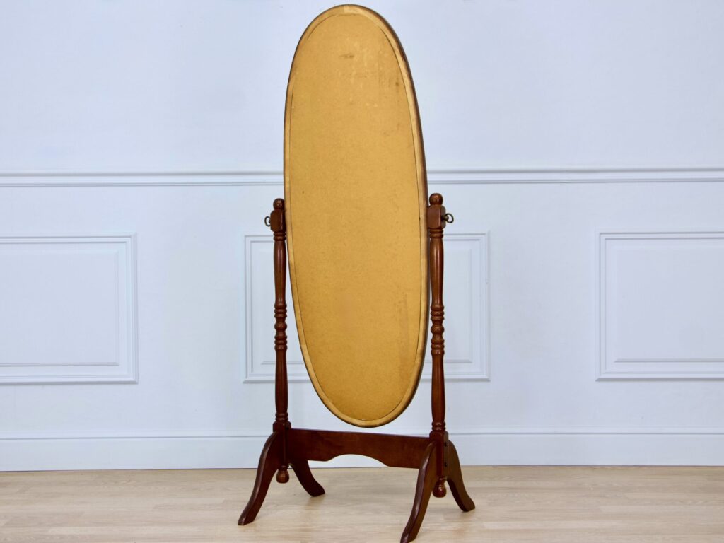 Напольное винтажное зеркало-псише
