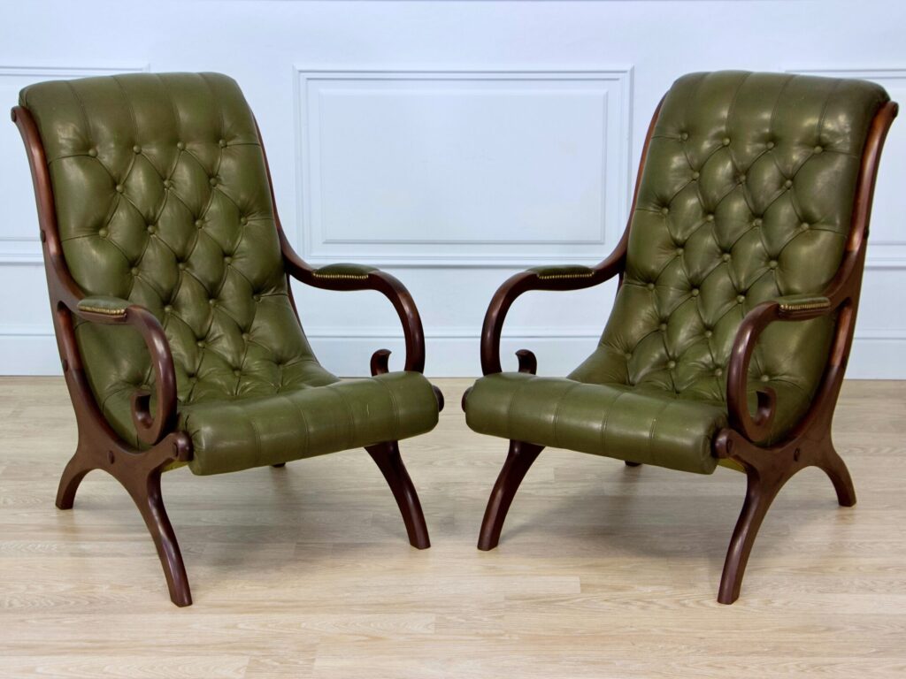 Вінтажні крісла в стилі Chesterfield