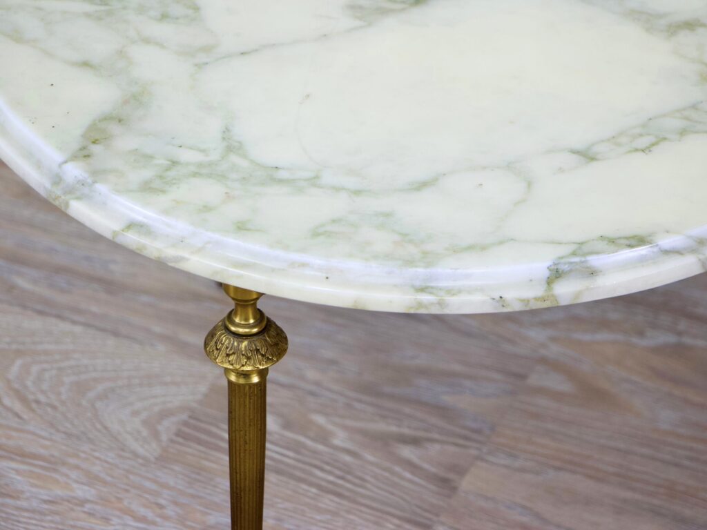 IMG_3723 Антикварний столик з мармуровою стільницею