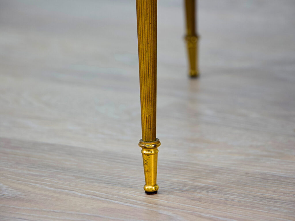 IMG_4218 Антикварний столик з мармуровою стільницею