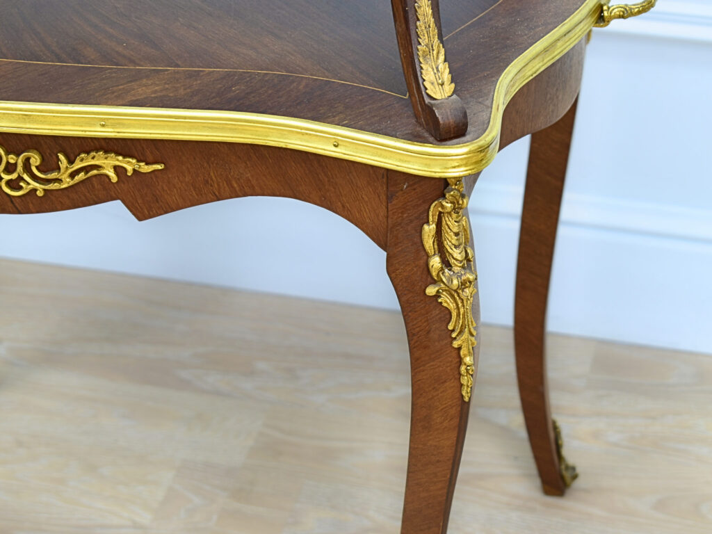 IMG_4442 Антикварний сервірувальний столик у стилі Людовика XV