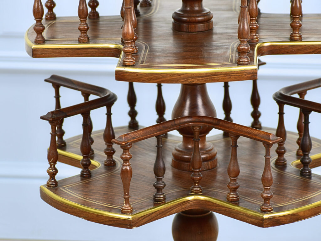 Антикварний столик-бібліотека у стилі Регентства