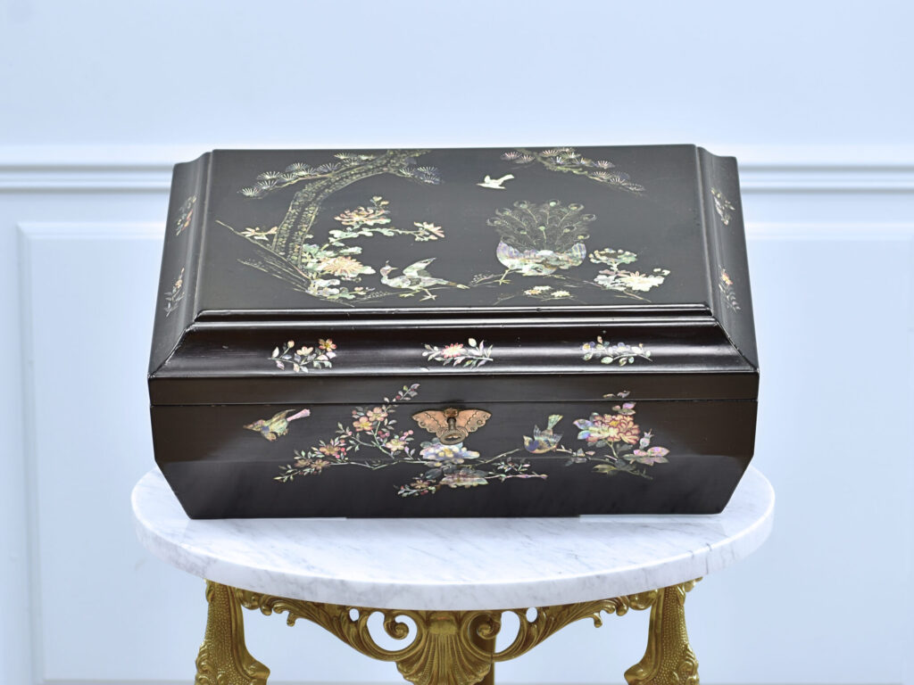 IMG_4492 Антикварна шкатулка в східному стилі