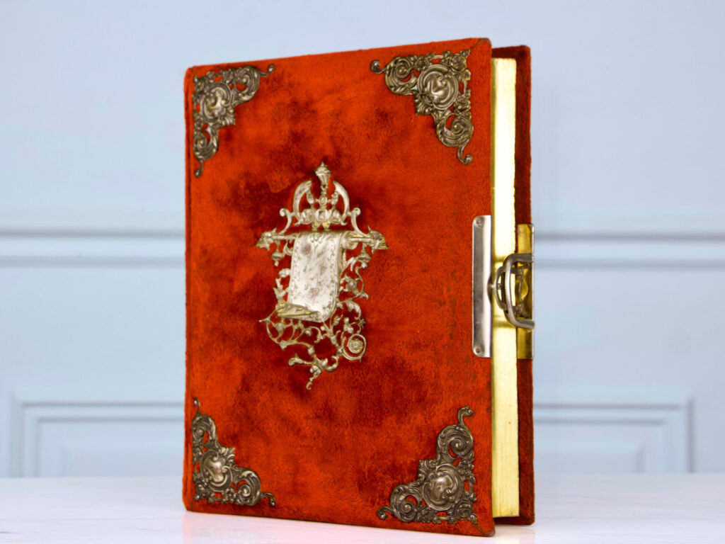 IMG_4521 Антикварний музичний фотоальбом