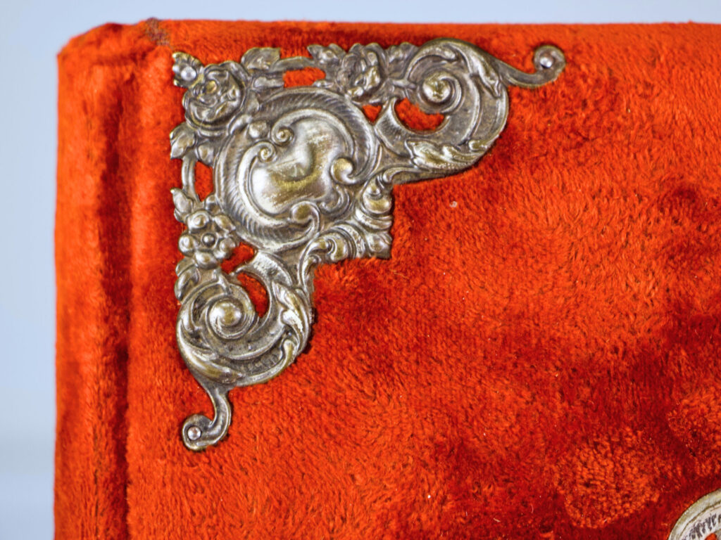 IMG_4522 Антикварний музичний фотоальбом