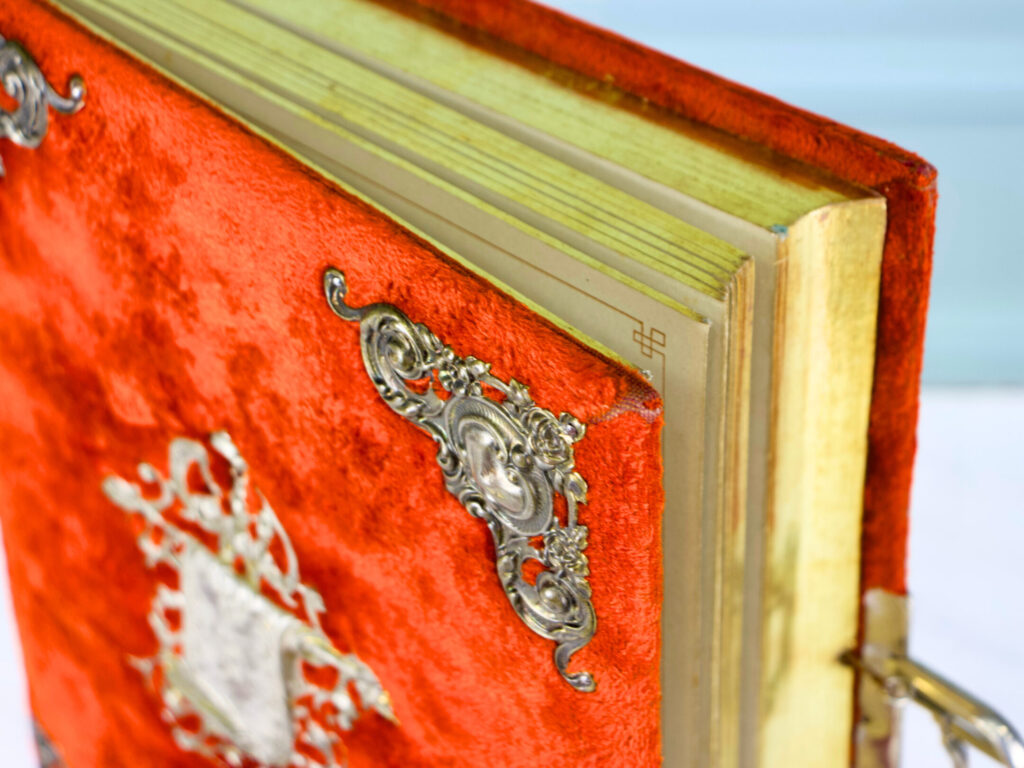 IMG_4526 Антикварний музичний фотоальбом