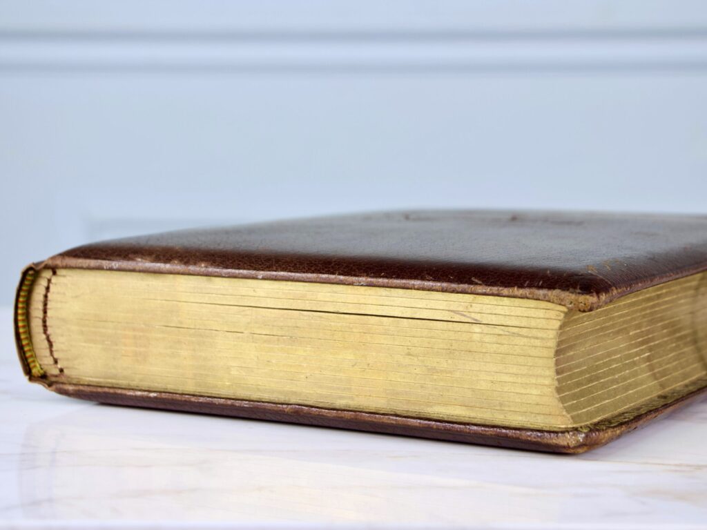 IMG_4553 Антикварний фотоальбом