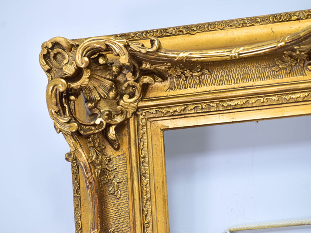 IMG_4770 – копія Антикварная рама в стиле Людовика XV