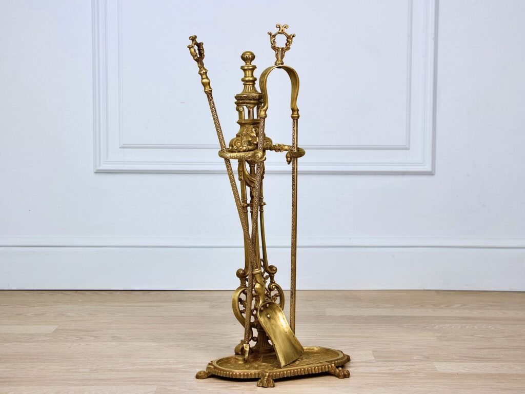 IMG_4860 Антикварний набір для каміна в стилі Людовика XV