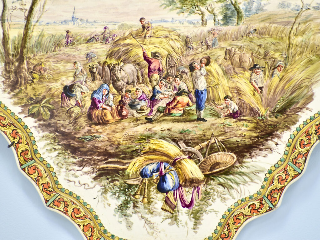 IMG_4945 Пара декоративних тарілок з сільськими сценами