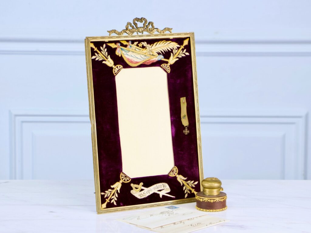 Антикварна рамка для фото