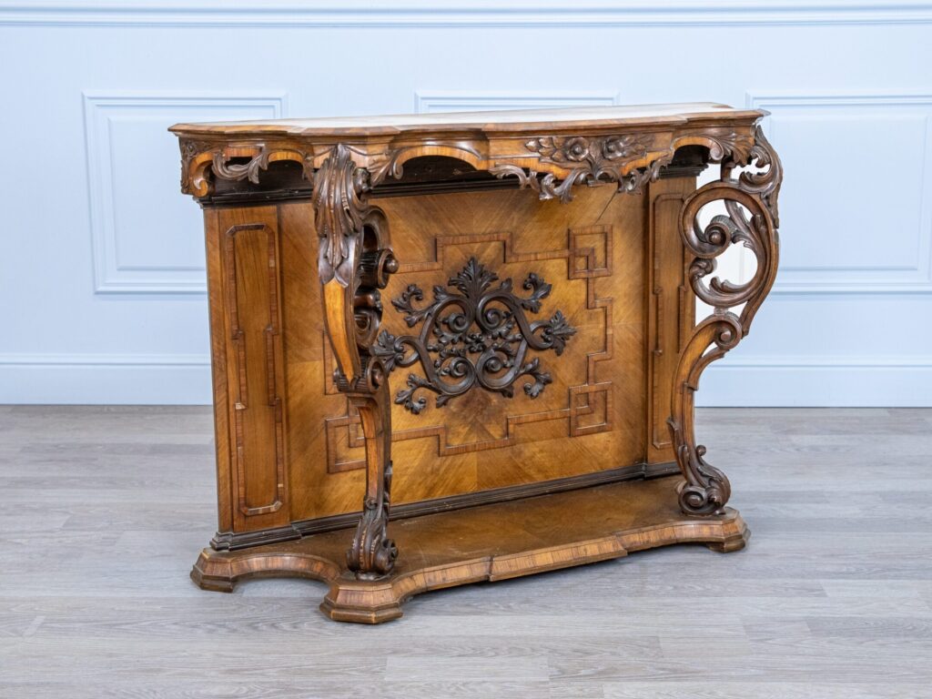 SAVE_20251119_220304 Консольний столик у стилі Людовика XV