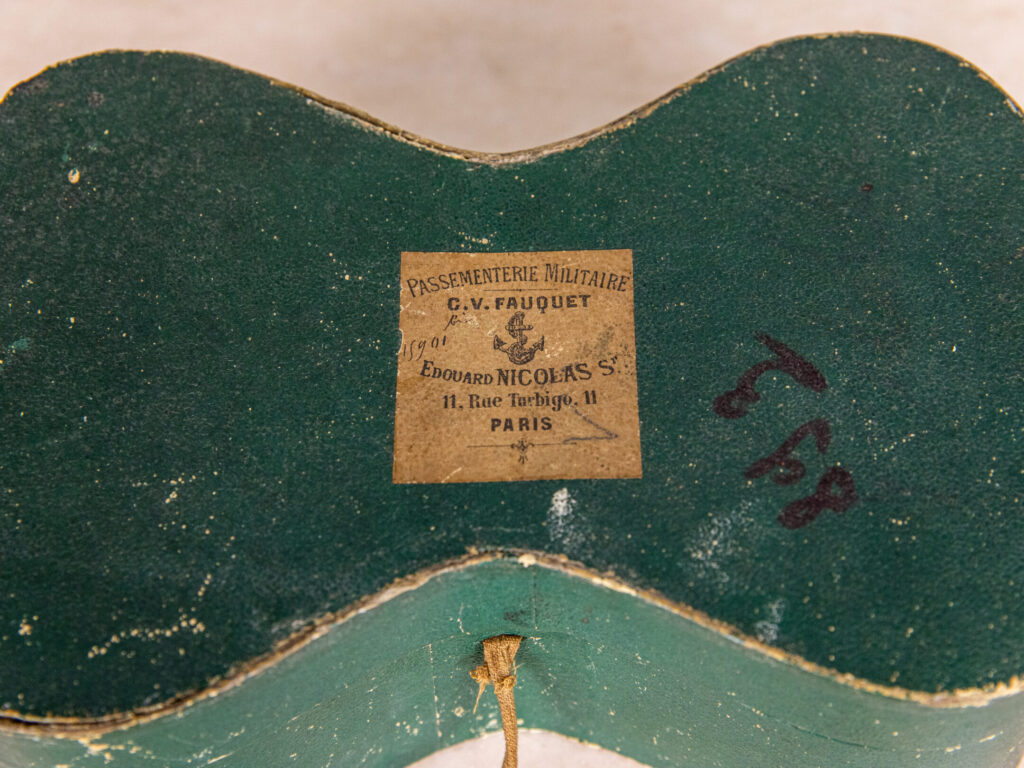 Антикварні еполети морського офіцера