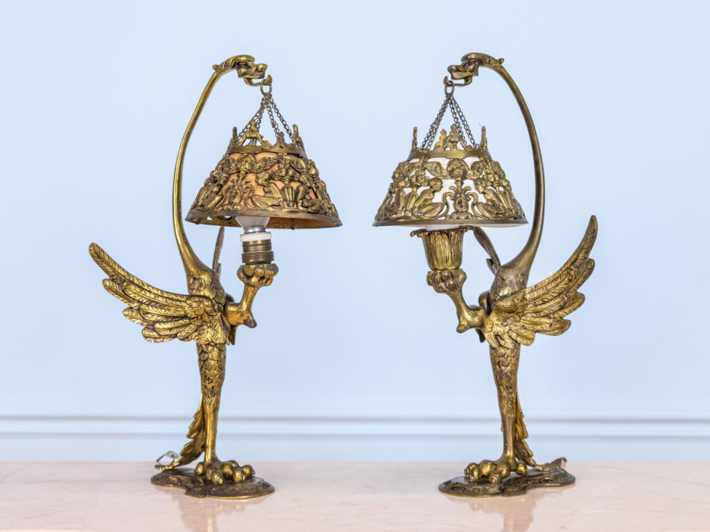 Антикварні настільні лампи в стилі Ар-нуво