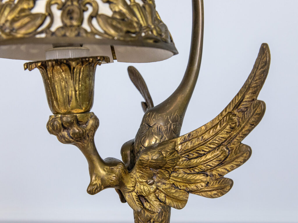 Антикварні настільні лампи в стилі Ар-нуво