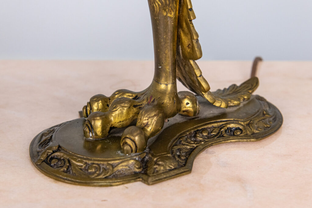 Антикварні настільні лампи в стилі Ар-нуво