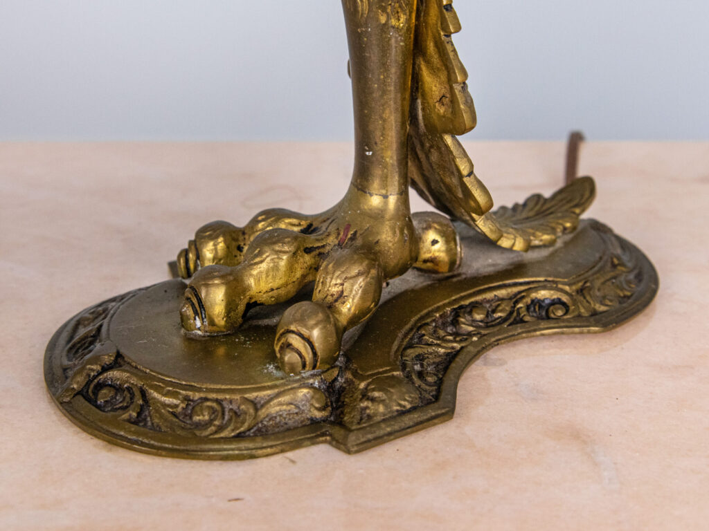 Антикварні настільні лампи в стилі Ар-нуво