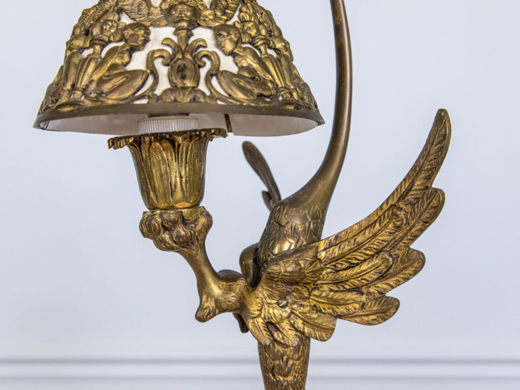 Антикварні настільні лампи в стилі Ар-нуво