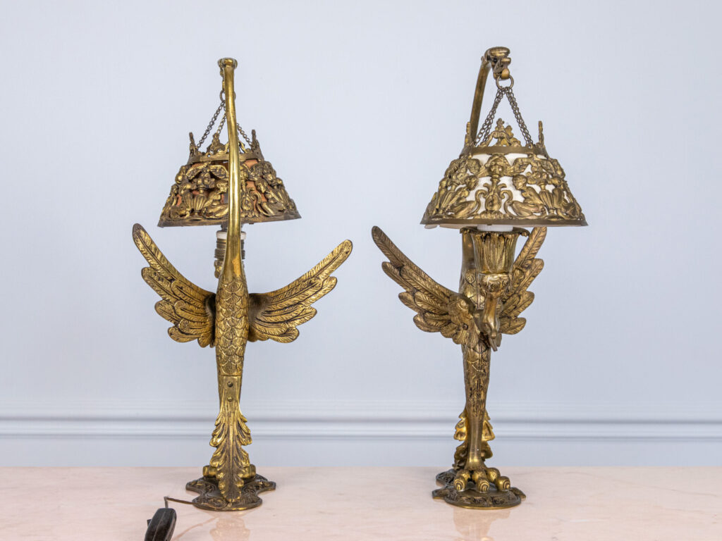 Антикварні настільні лампи в стилі Ар-нуво