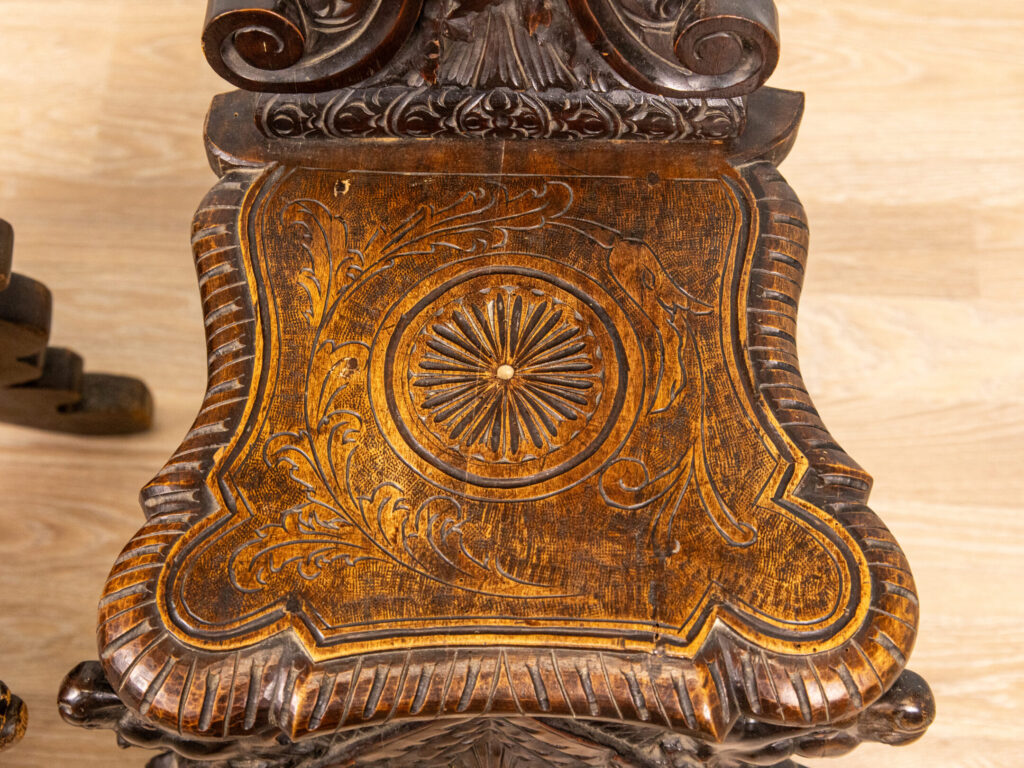 BN4A9196 Антикварні стільці Sgabello