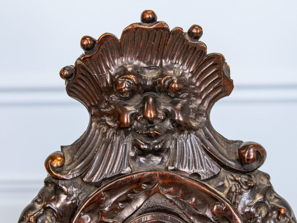 BN4A9211 Антикварні стільці Sgabello