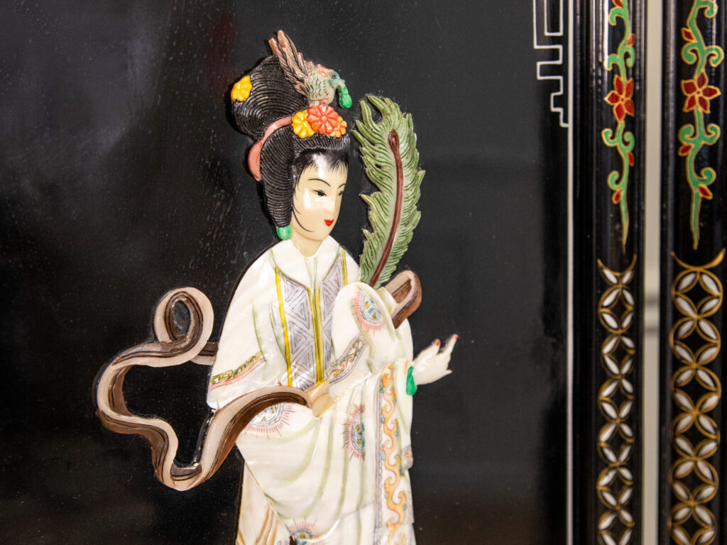 BN4A9224 Вінтажна ширма з інкрустацією в стилі Шинуазрі