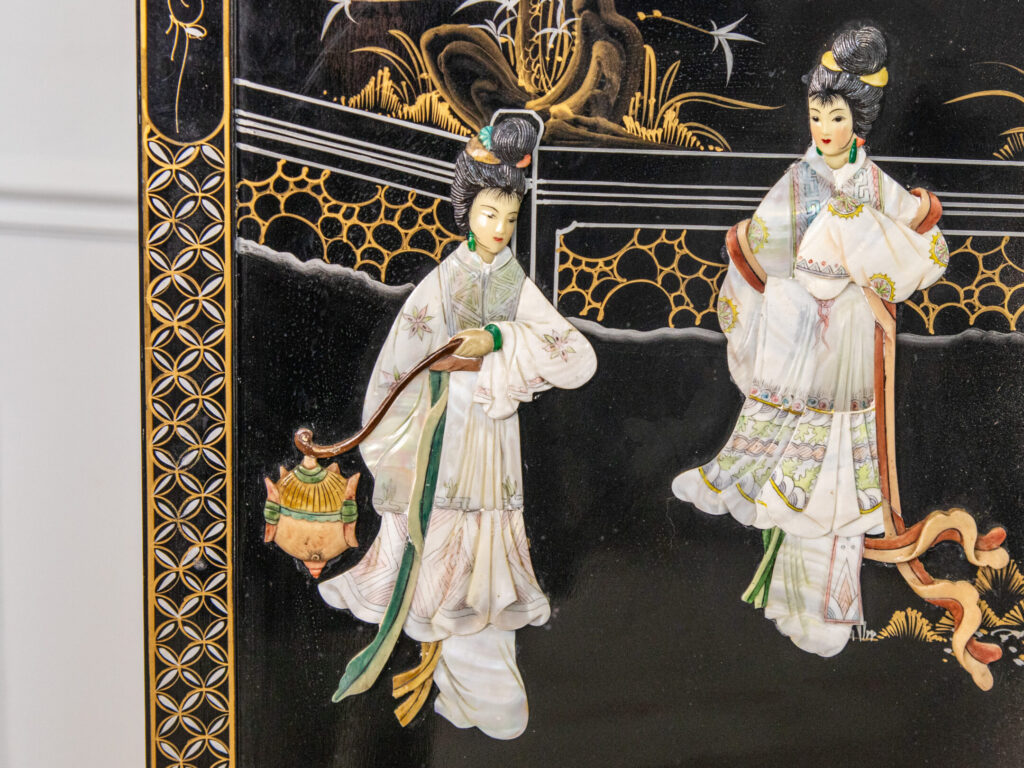 Вінтажна ширма з інкрустацією в стилі Шинуазрі