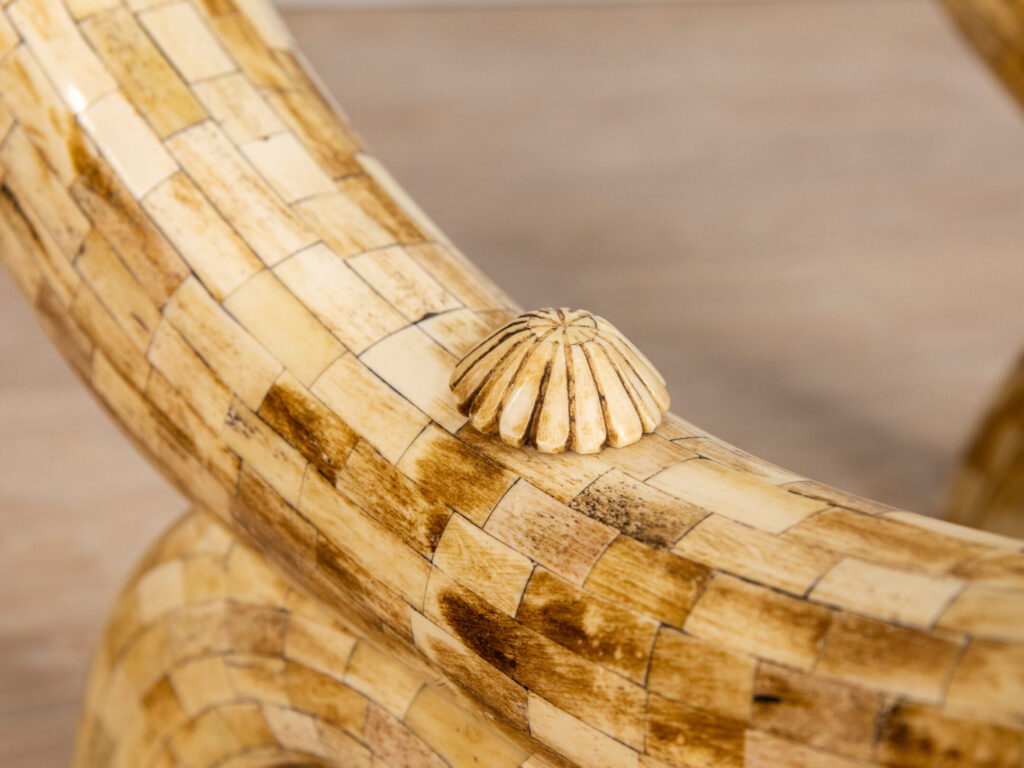 Вінтажні декоративні опори