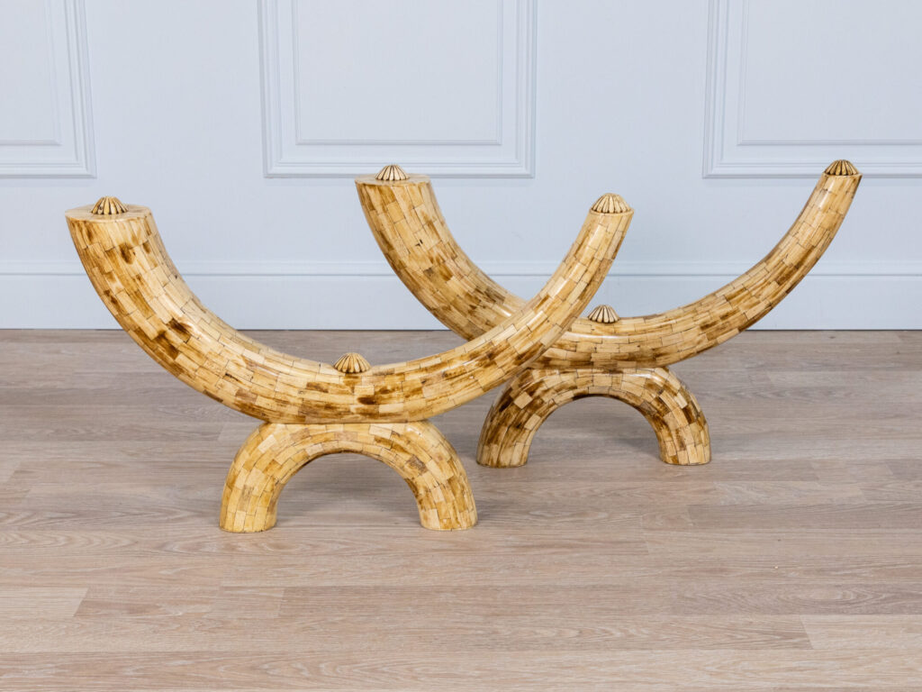 Вінтажні декоративні опори