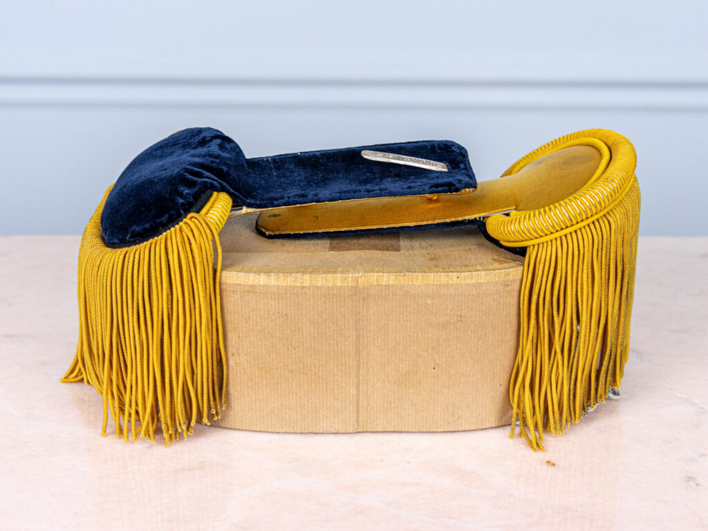 Еполети офіцера французької армії