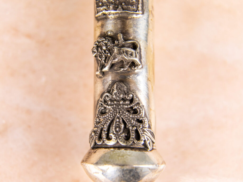 IMG_20251201_212900_897 Антикварна срібна указка (яд) для читання Тори