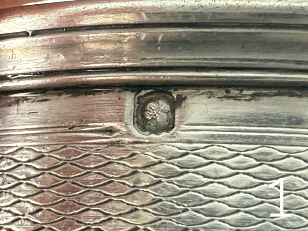 Антикварні срібні чаші