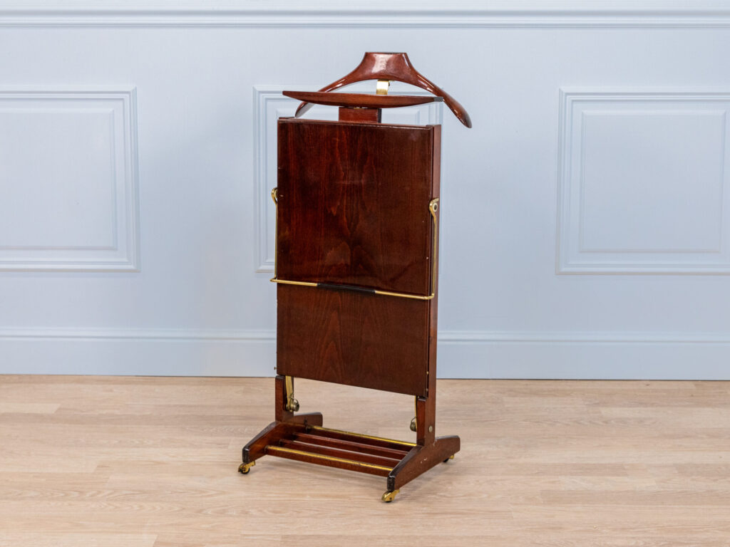 Вінтажна вішалка-камердинер