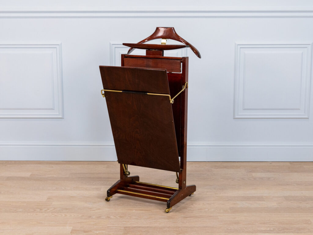 Вінтажна вішалка-камердинер